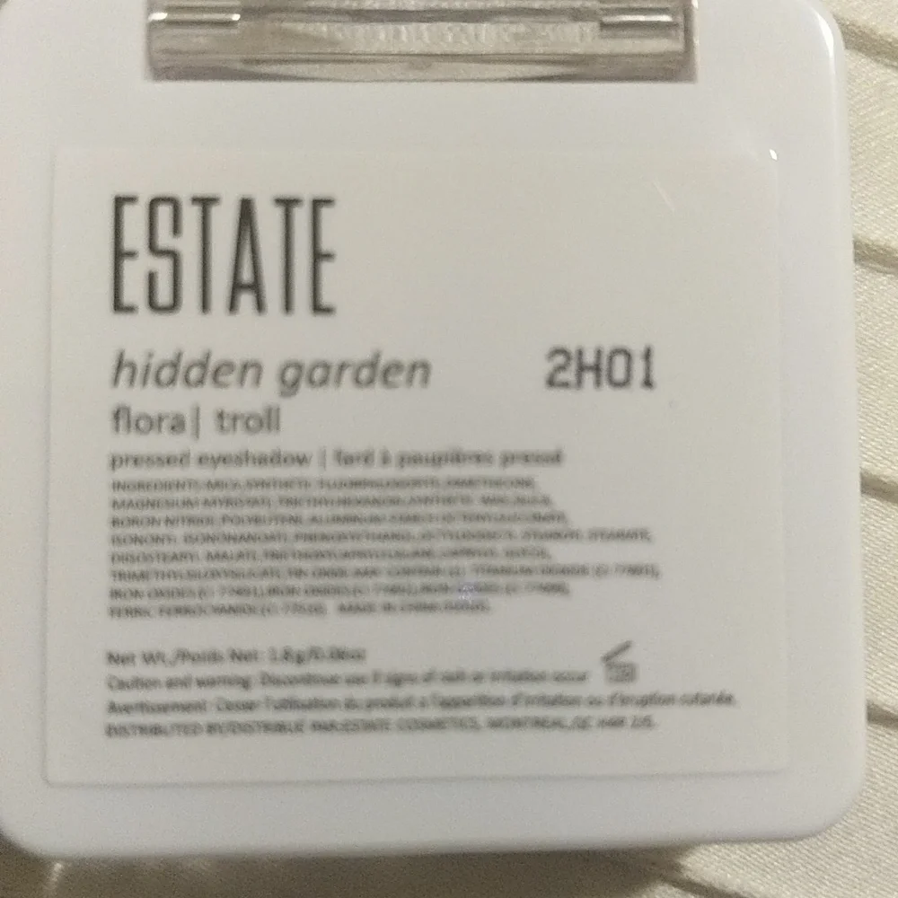 NWT EYESHADOW